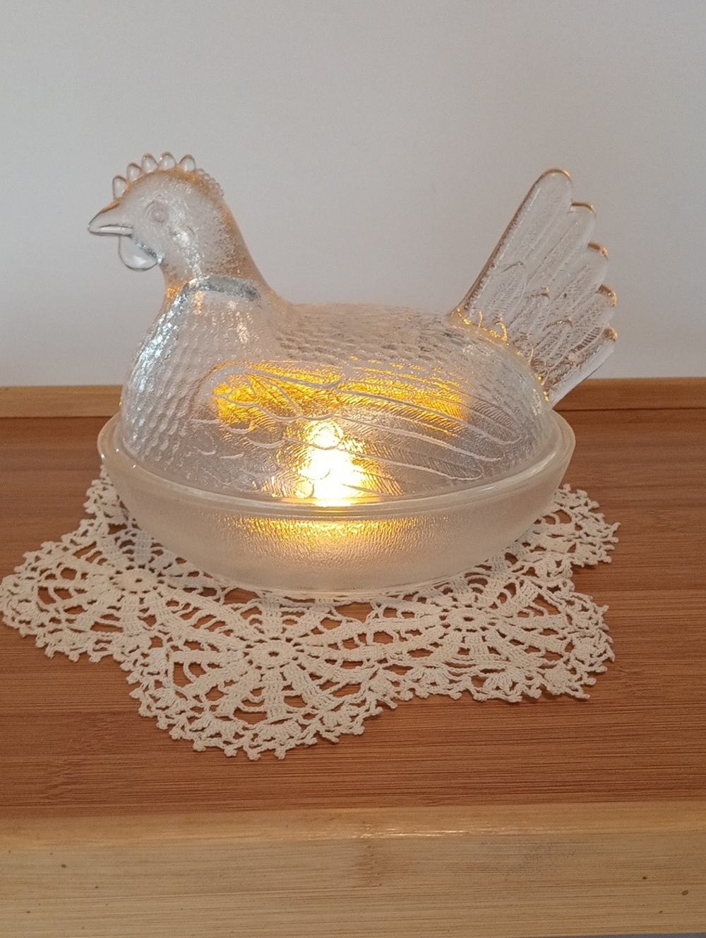 Vintage Indiana Glass Hen On Nest Dish Made In The 1950's Or Earlier